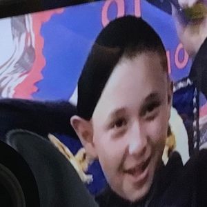 Meet your Posher, Emanuel